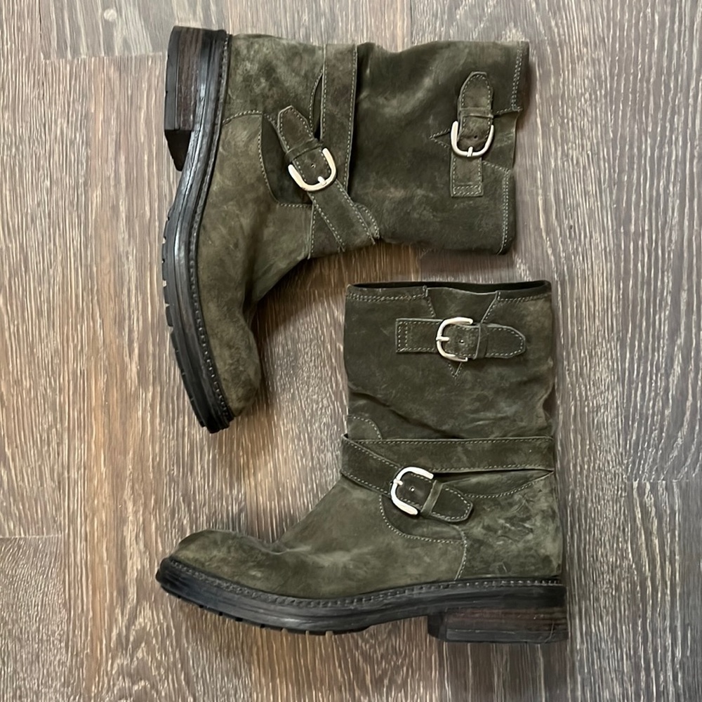 M. Gemi motore moto boots in olive suede 6.5